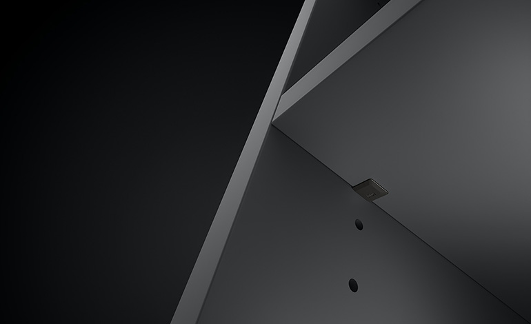 Titus Shelf Q Peg Noir mounted 1 RGB PREVIEW 01